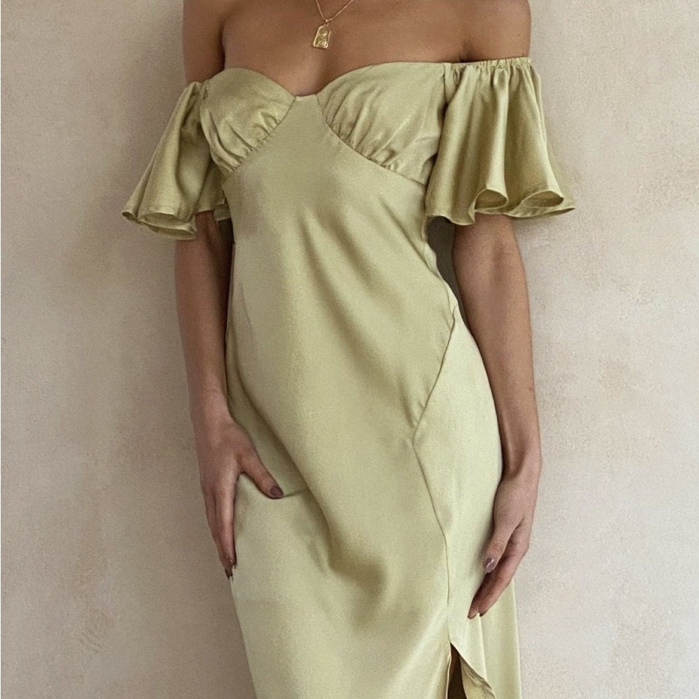 Billy J Olive Off the Shoulder Ruffled Midi Dress